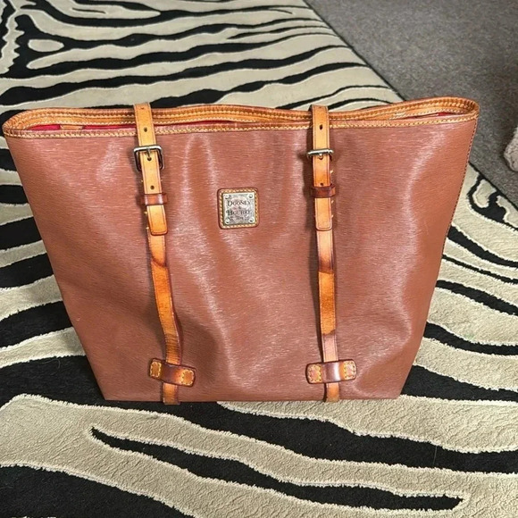 Dooney & Bourke Tote - Picture 2 of 9
